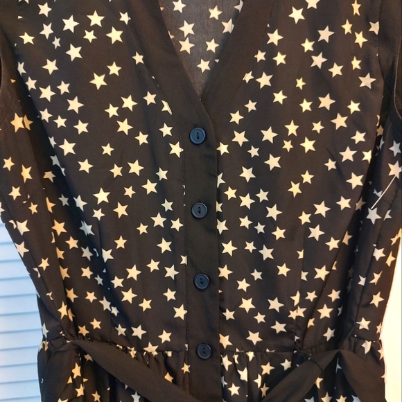 Robbie Bee Star Print Belted Dress - Picture 2 of 5